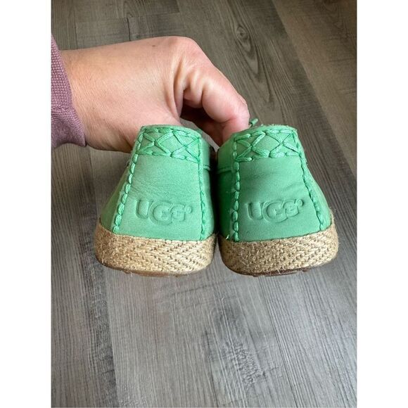 UGG Chivon Slip On Comfort Flat Moccasin Mint Green Women's Size 7 - Picture 3 of 10